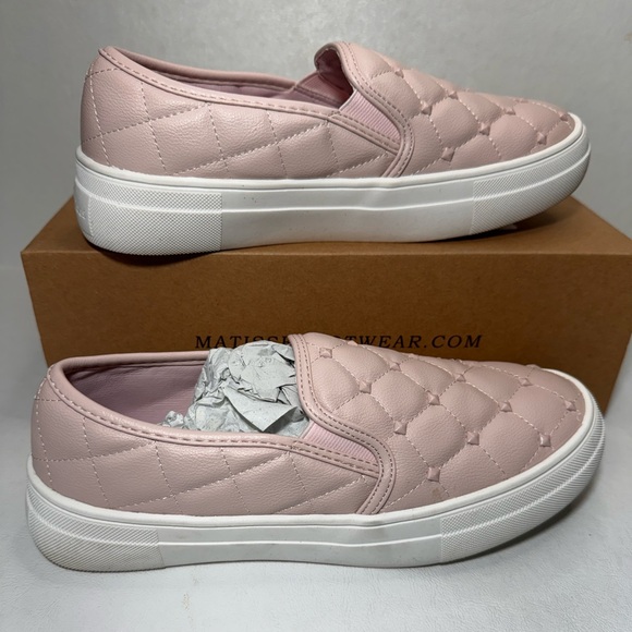 Coconuts by Matisse Fifth Ave Faux Leather Studded Quilted Slip-on Shoes casual - Picture 2 of 8